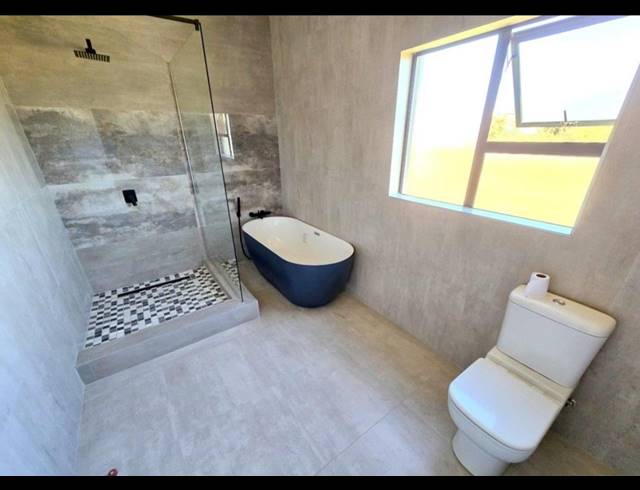 4 BEDROOM HOUSE FOR SALE IN BENDOR